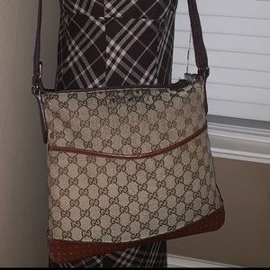 Authentic Gucci crossbody